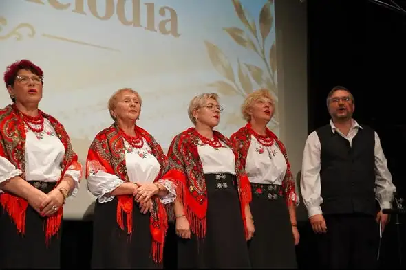 Chór „Melodia” z Kętrzyna świętował 25-lecie. Na scenie wystąpiły zespoły z regionu