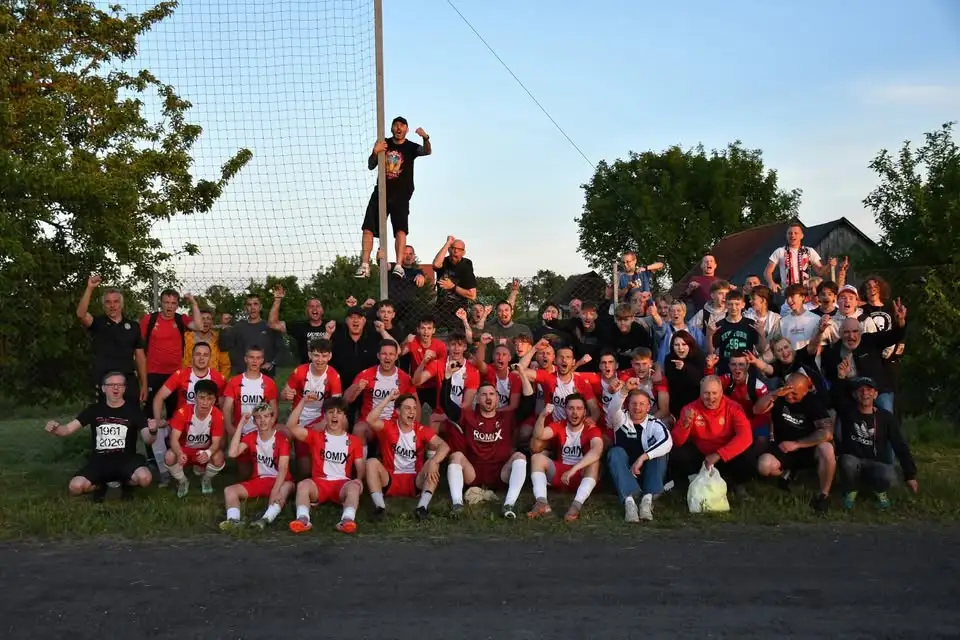 Orlęta Reszel wygrały 4:3 z Colet Kozłowo. Zobacz skrót i obie połowy