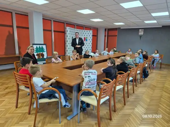 Pierwszoklasiści z Kętrzyna odwiedzili Urząd Miasta