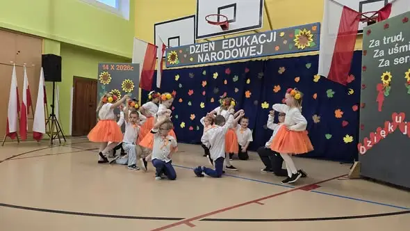 Reszel świętował Dzień Edukacji Narodowej. Nagrody Burmistrza dla ośmiu nauczycieli