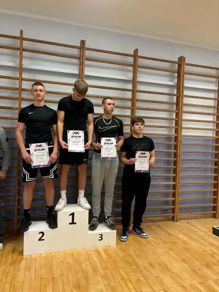 Szkolny turniej tenisa stołowego w Reszlu – znamy zwycięzców!