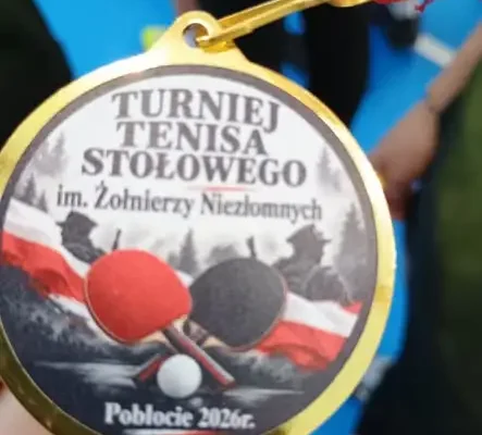 Puchar Żołnierzy Niezłomnych: sukces uczniów z Pobłocia w tenisie stołowym