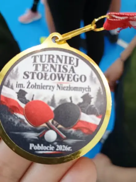 Puchar Żołnierzy Niezłomnych: sukces uczniów z Pobłocia w tenisie stołowym