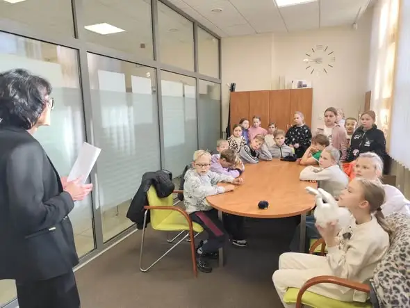 Kętrzyn: trzecioklasiści odwiedzili Bank Spółdzielczy i poznali tajniki pracy bankowca